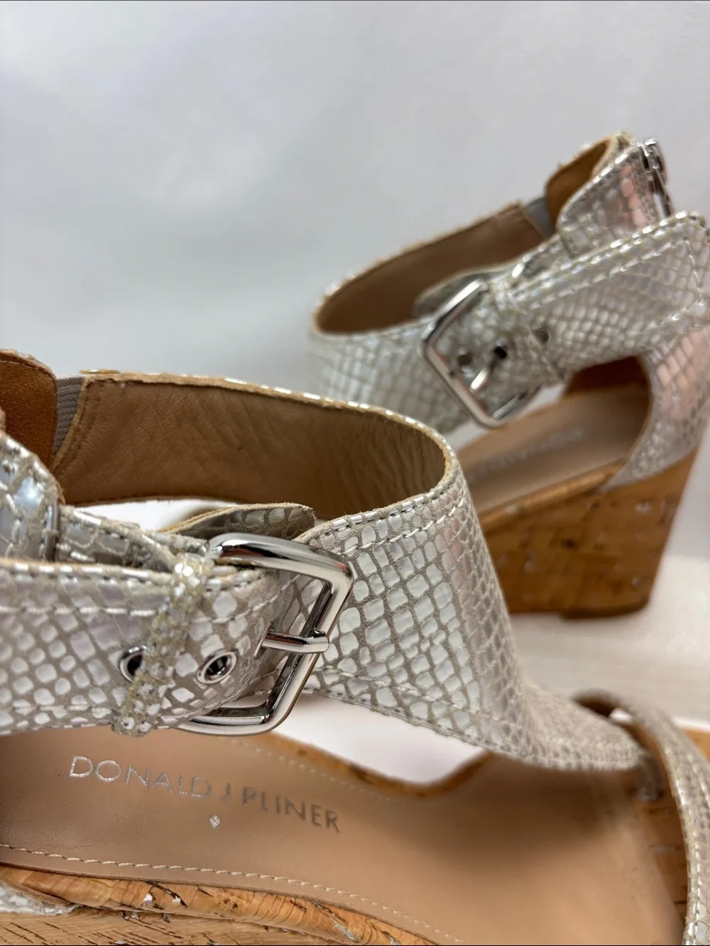 Donald J. Pliner “June”Women’s‎ 6 Silver Textured Cork Wedge Sandals #435